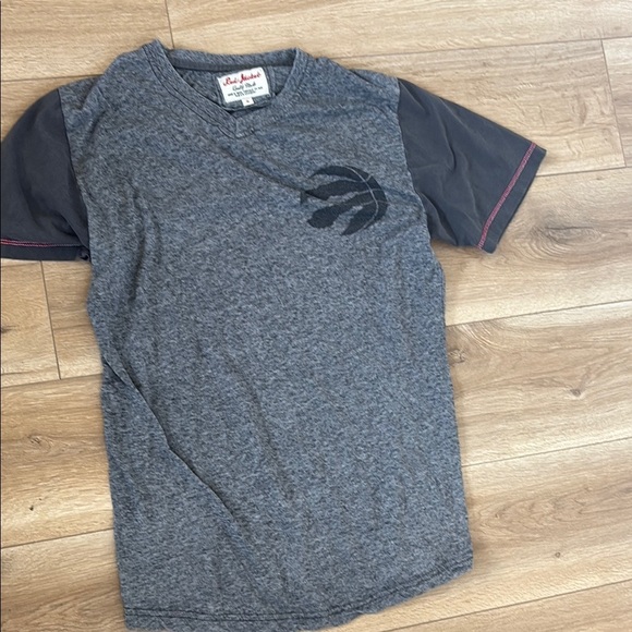 Gray Graphic Tee by Red Jacket Raptors - Picture 1 of 9